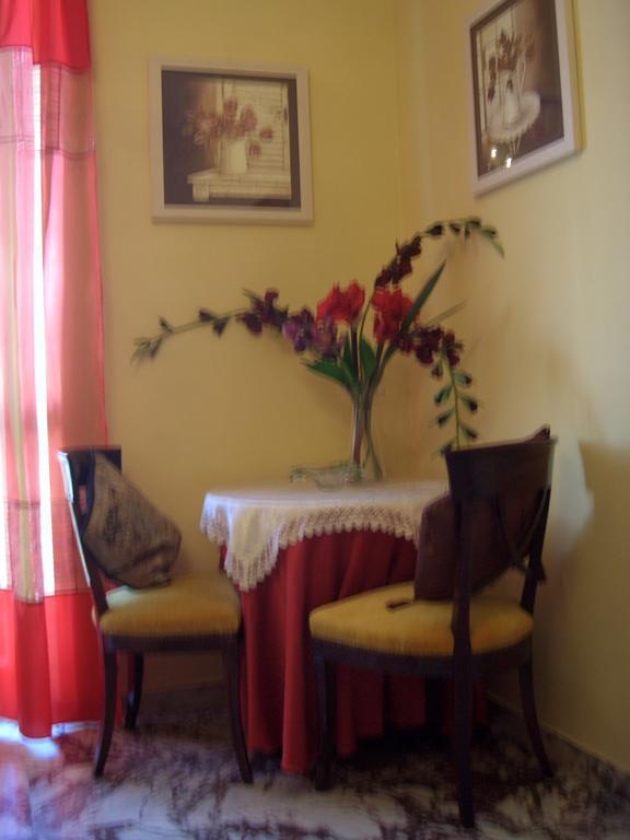 Bed and Breakfast A Testaccio Da Max Rom Exterior foto